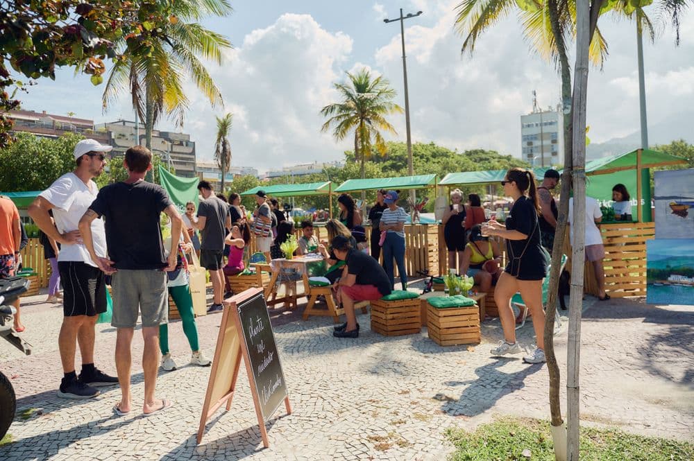 No ritmo do cuidado: Homenagem às mães na praça do ó